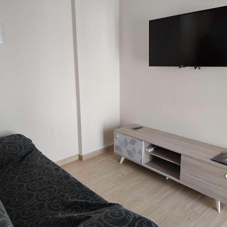 ל'אמפולה Apartamento Estels מראה חיצוני תמונה